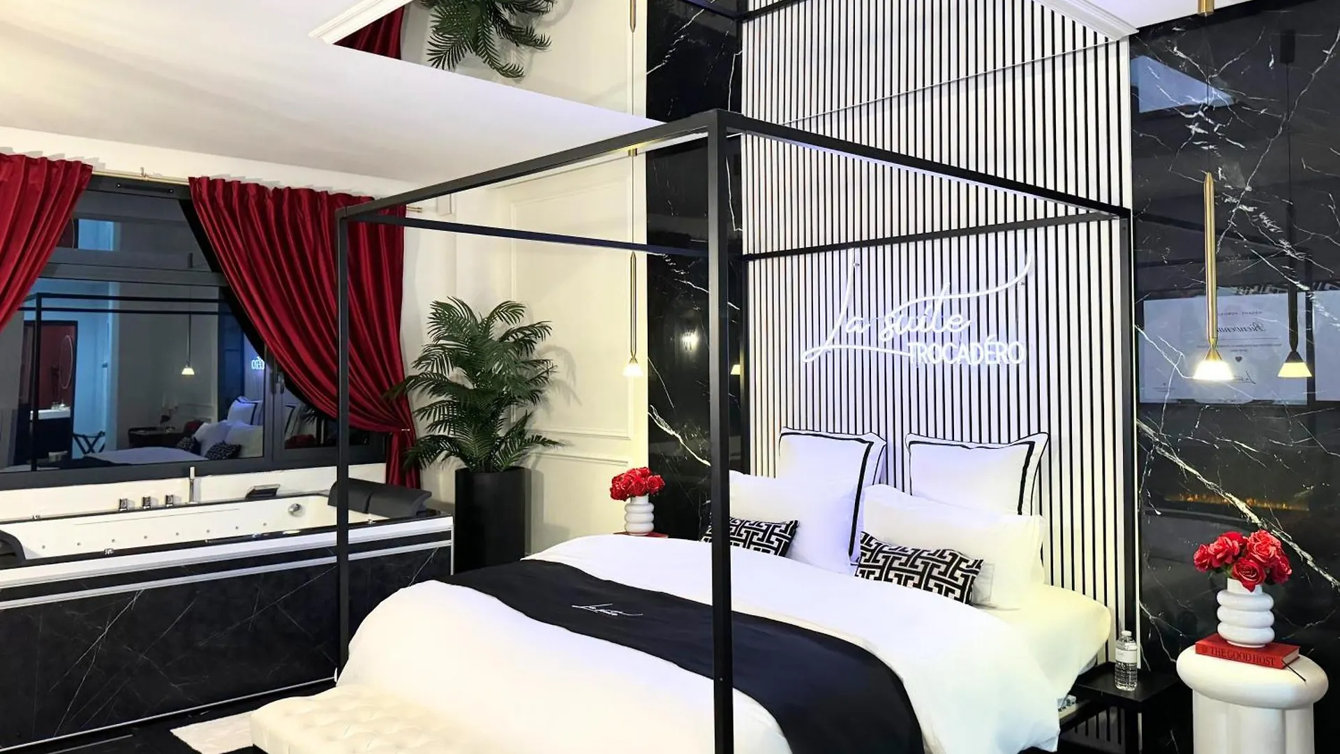 La Suite Trocadero - Jacuzzi Privatif Parigi